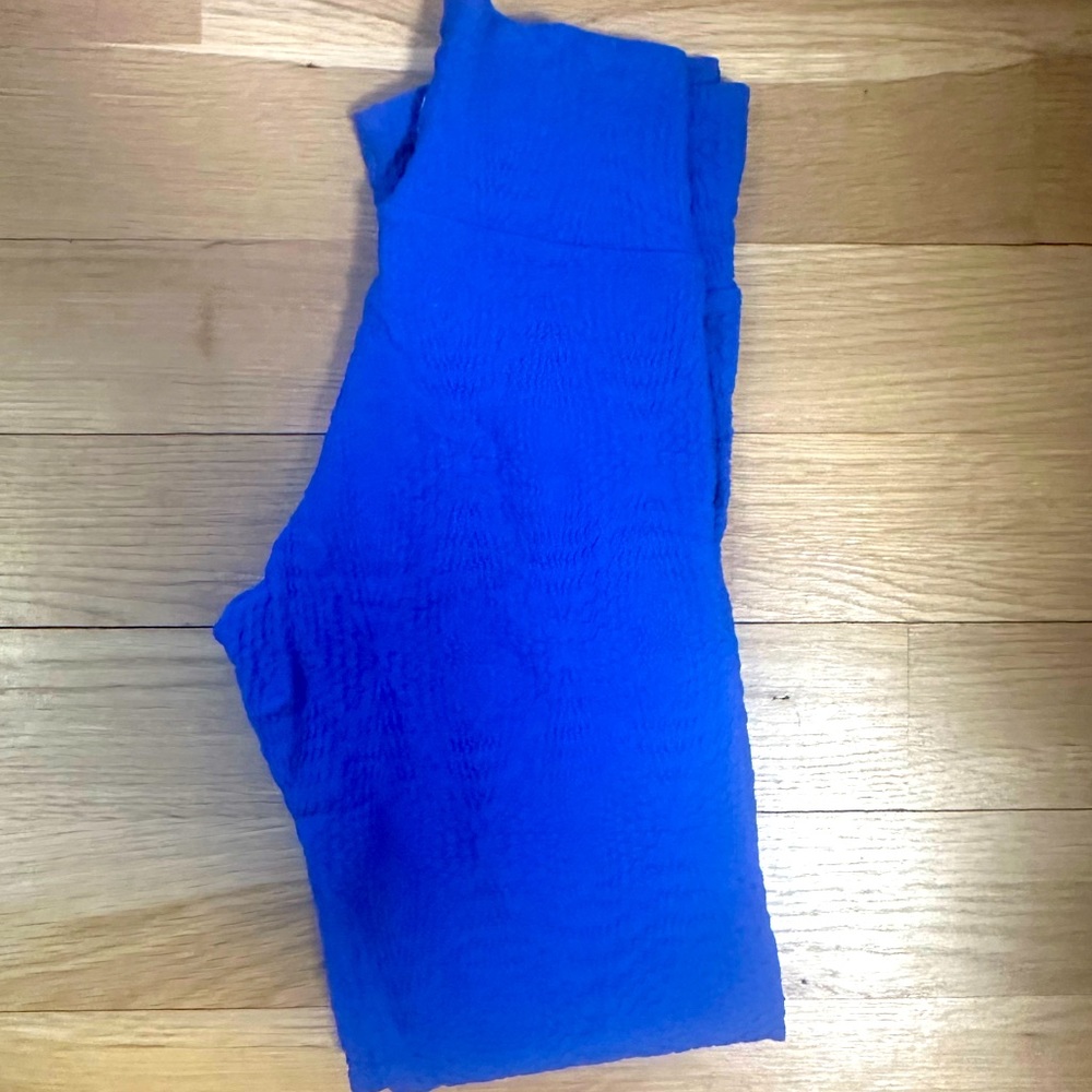Booty by Brabants blue mermaid leggings lightly worn